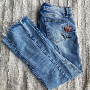 Driftwood Roxy Jeans size 27